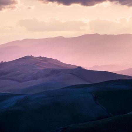 Podere Orto Wine Country House Trevinano ภายนอก รูปภาพ